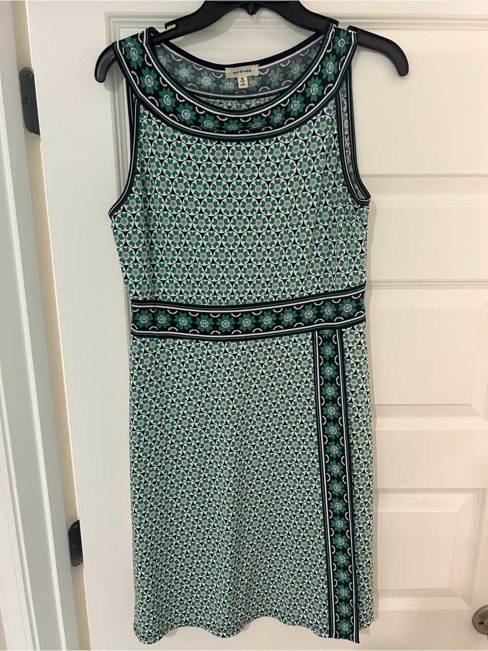 Max Studio medium Green & Navy Geometric Sleeveless Midi Dress